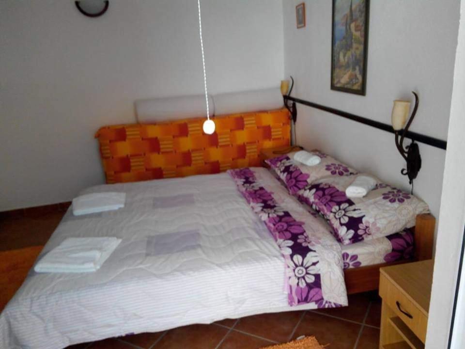 Apartmani Linda Vodice Exterior foto
