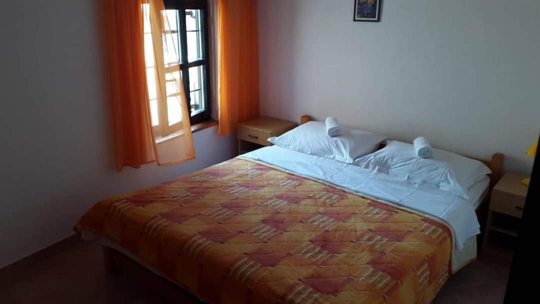 Apartmani Linda Vodice Exterior foto