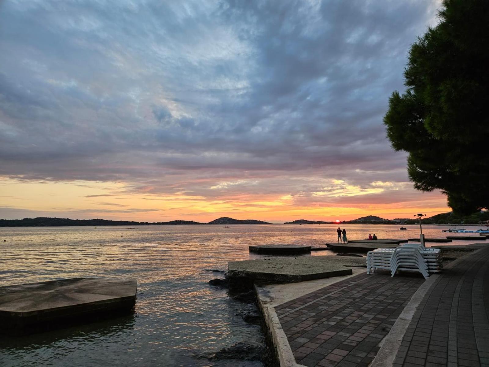 Apartmani Linda Vodice Exterior foto