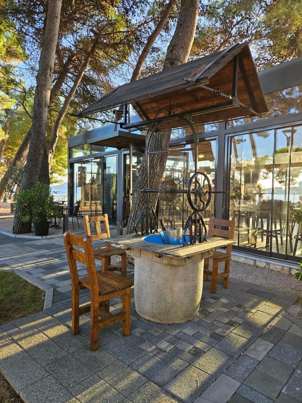 Apartmani Linda Vodice Exterior foto